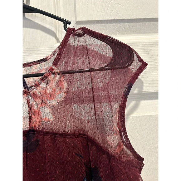 Maurices Burgundy Maroon Floral Net Mesh Lace Lined Blouse Top Size Large - Picture 6 of 9